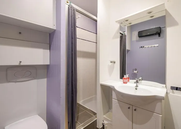 L'ourson Rider - Proche Pistes De *